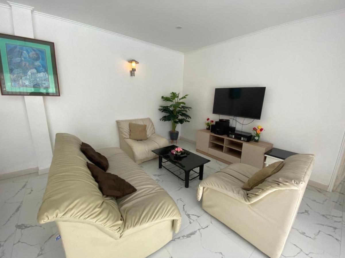 Baan Golden Pool Villa サムロイヨット エクステリア 写真